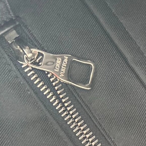 LOUIS VUITTON M57288 Monogram-Taurillon Clemence-Shadow armand-Backpack Bag - Picture 4 of 16